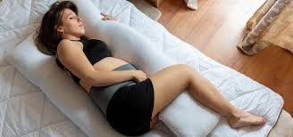 Bien dormir pendant la grossesse : guide&nbsp;complet